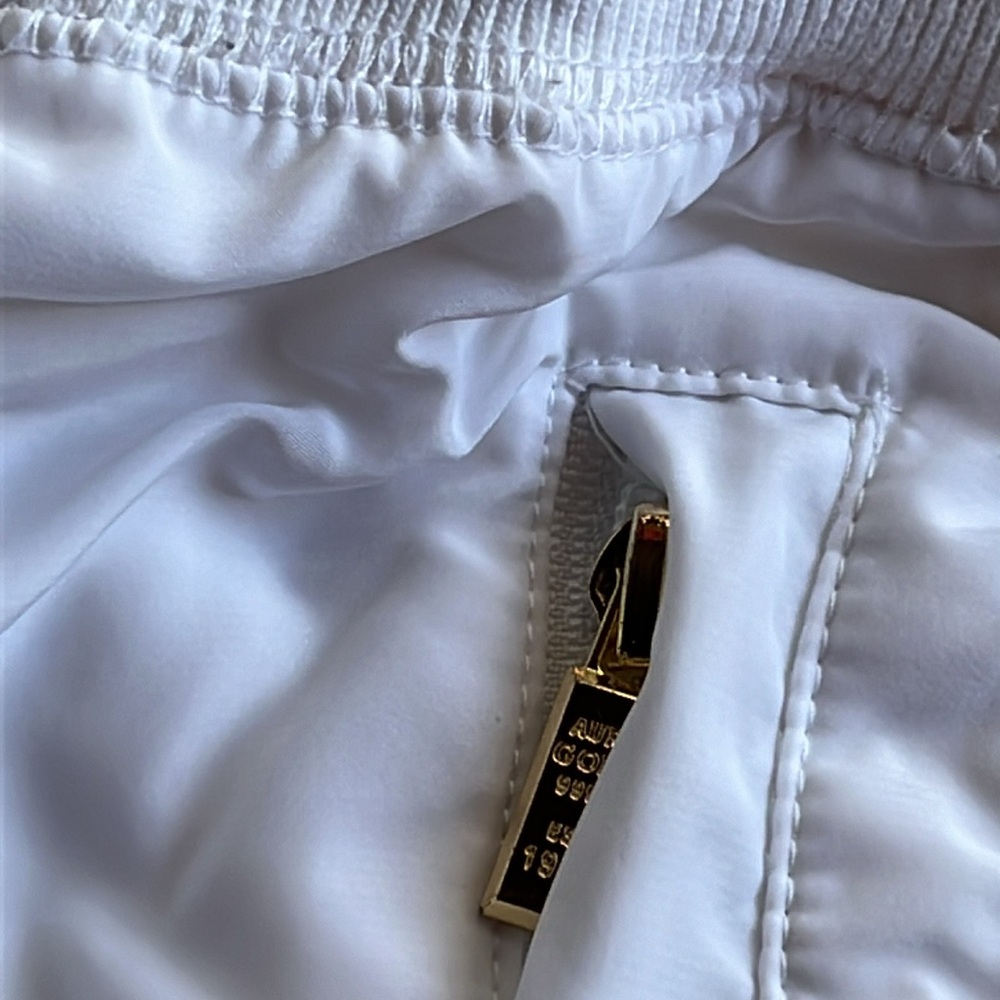 Aura Gold shorts Large - Picture 3 of 6